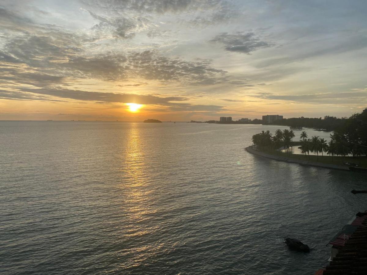 D' Sea View Apartment Port Dickson Esterno foto