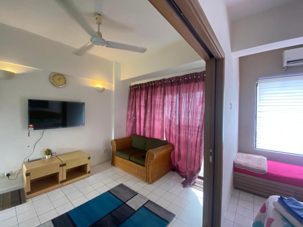 D' Sea View Apartment Port Dickson Esterno foto